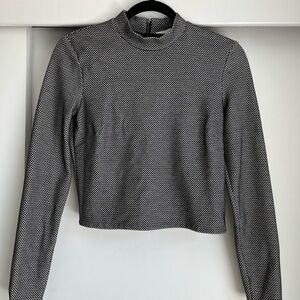 Nicole Miller Artelier Mock Turtleneck top, black and white size Small